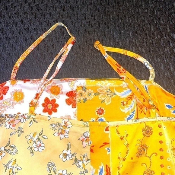 NWOT-Forever21-Floral Vented-Hem Satin Dress - Picture 8 of 9